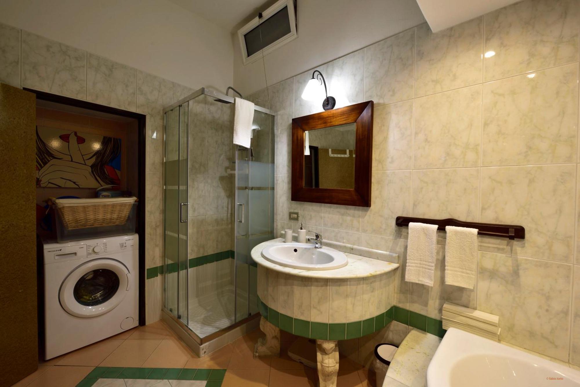 Ciaobari Apartment - Elegant 4 Bedrooms In The Heart Of Old Town المظهر الخارجي الصورة